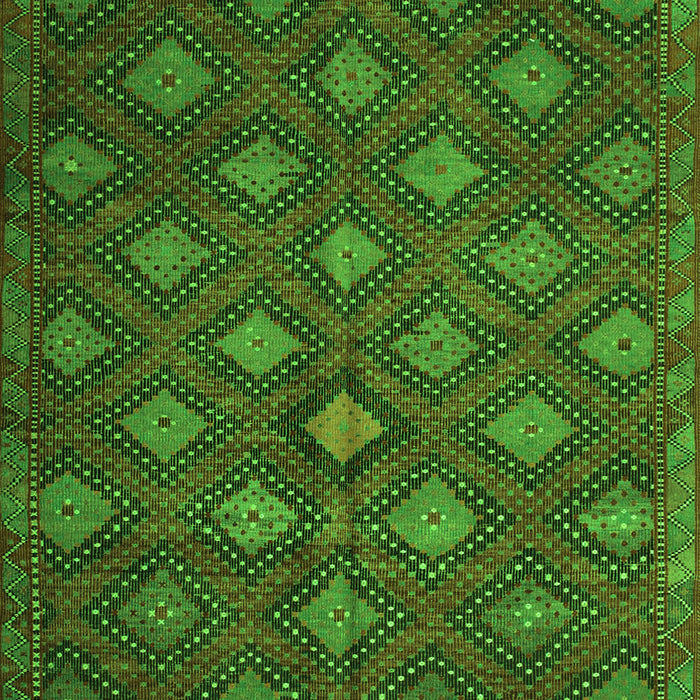 Serging Thickness of Machine Washable Persian Green Traditional Area Rugs, wshtr1368grn
