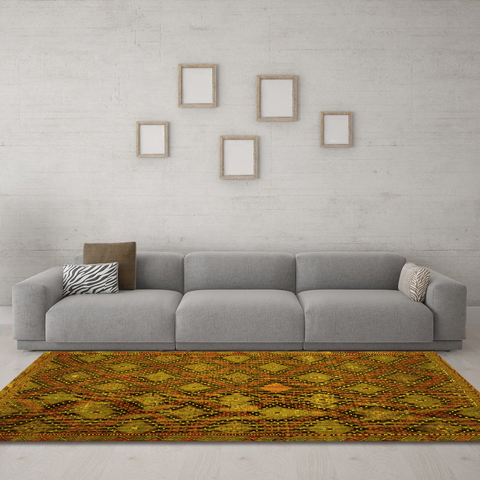 Machine Washable Persian Yellow Traditional Rug in a Living Room, wshtr1368yw