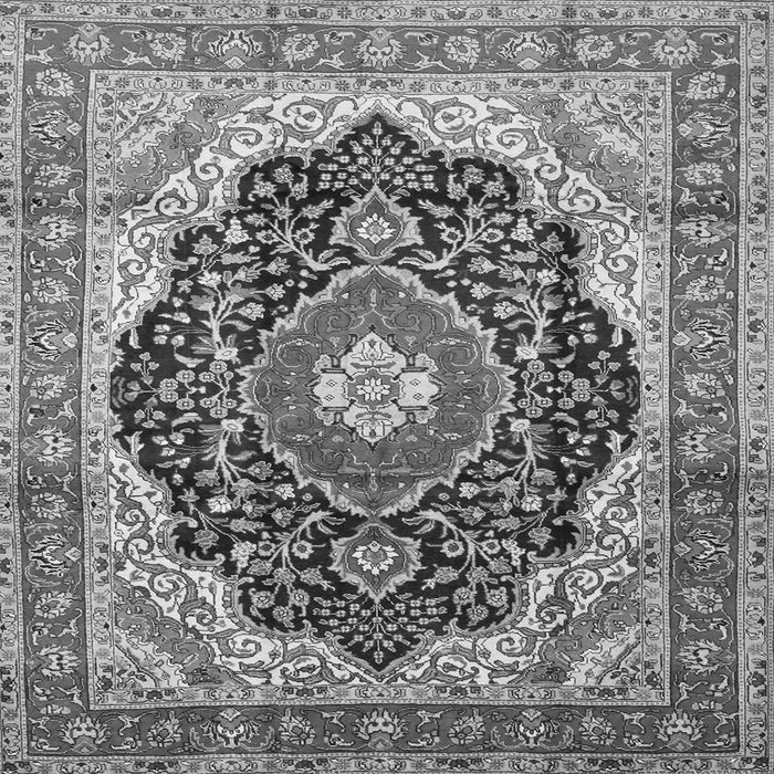 Serging Thickness of Medallion Gray Traditional Rug, tr136gry