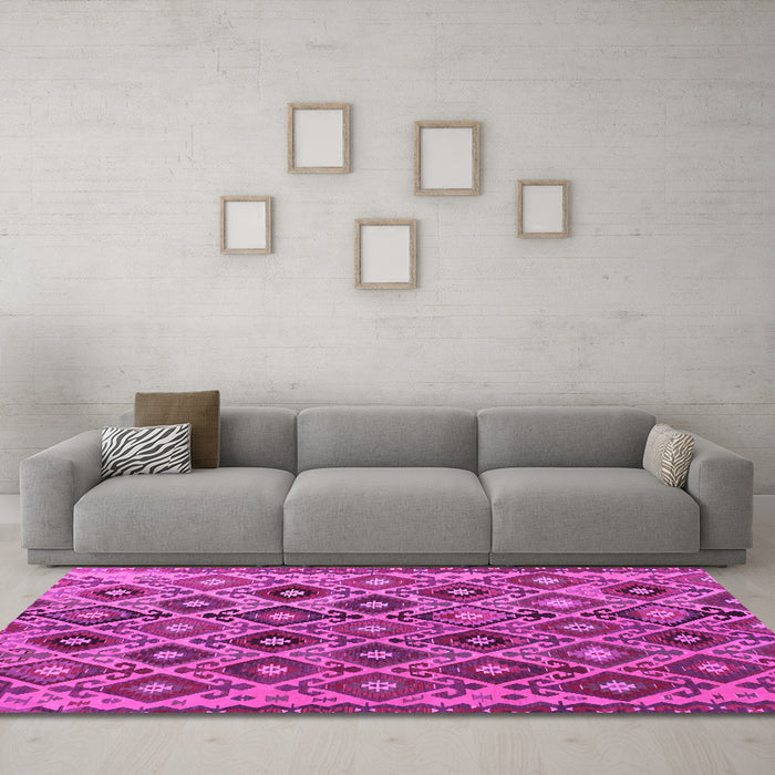 Machine Washable Persian Pink Traditional Rug in a Living Room, wshtr1373pnk