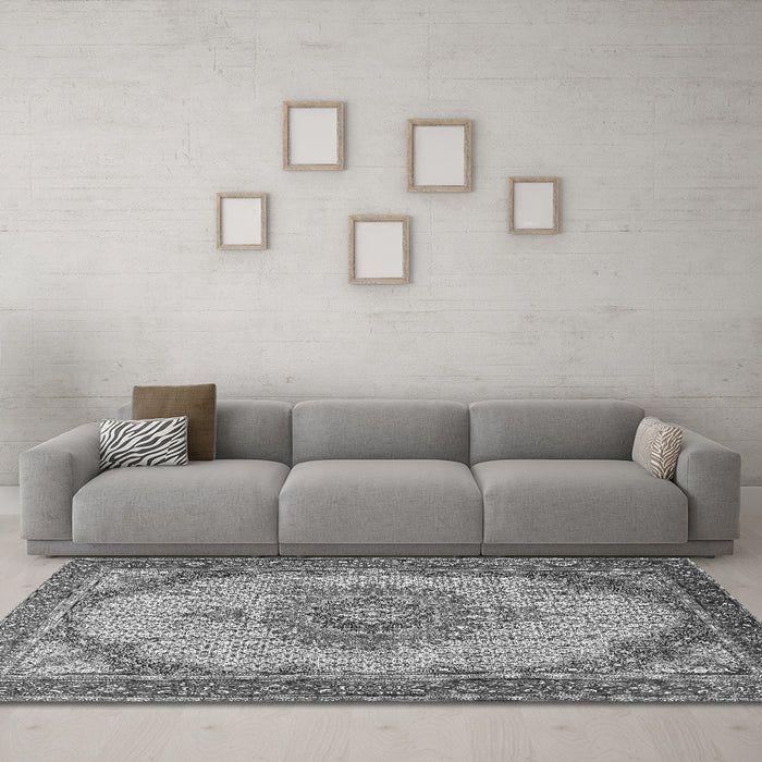 Machine Washable Medallion Gray Traditional Rug in a Living Room,, wshtr1378gry