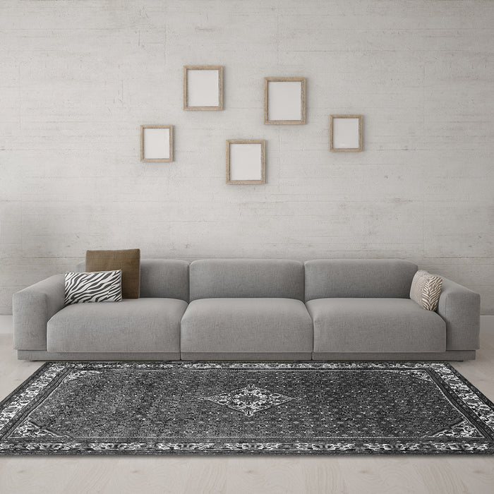 Machine Washable Persian Gray Traditional Rug in a Living Room,, wshtr1379gry