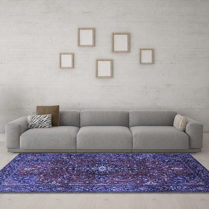 Machine Washable Medallion Blue Traditional Rug in a Living Room, wshtr1386blu