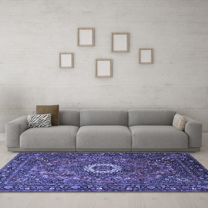 Machine Washable Medallion Blue Traditional Rug in a Living Room, wshtr1388blu