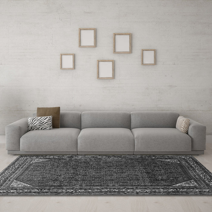 Machine Washable Persian Gray Traditional Rug in a Living Room,, wshtr1389gry