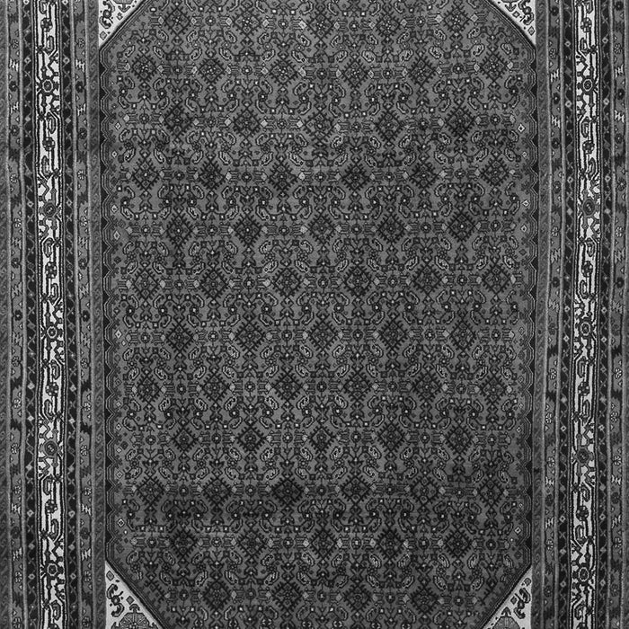 Serging Thickness of Machine Washable Persian Gray Traditional Rug, wshtr1389gry