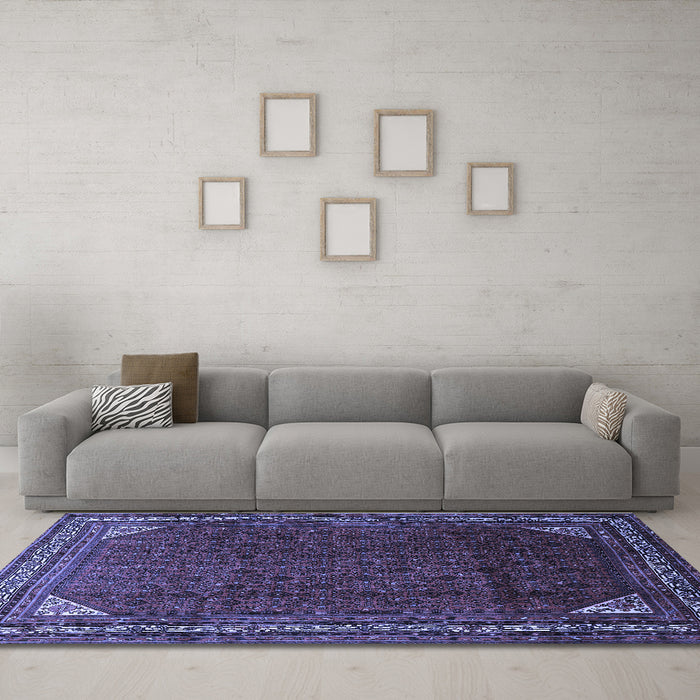 Machine Washable Persian Blue Traditional Rug in a Living Room, wshtr1389blu