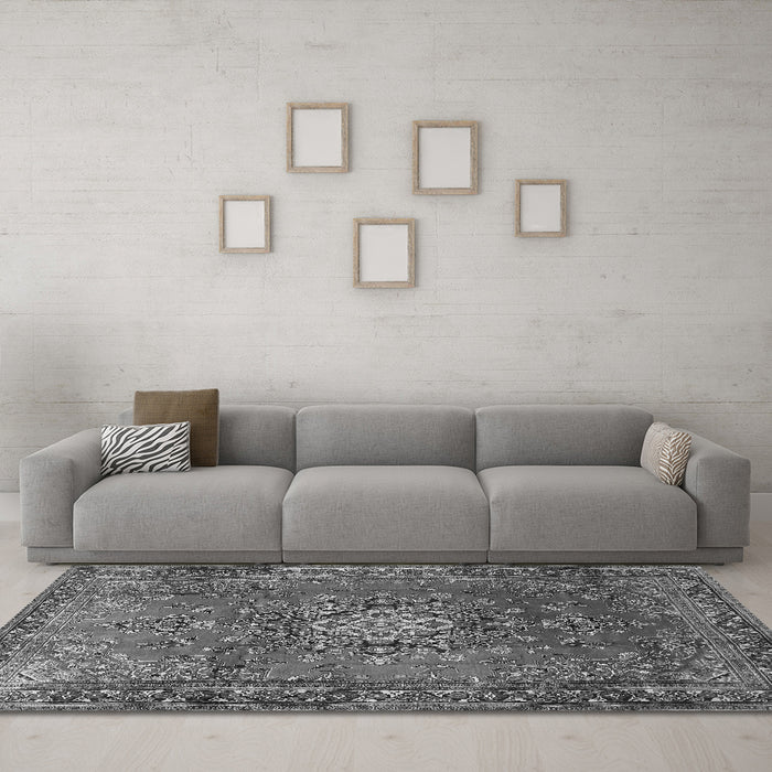 Machine Washable Persian Gray Traditional Rug in a Living Room,, wshtr1393gry