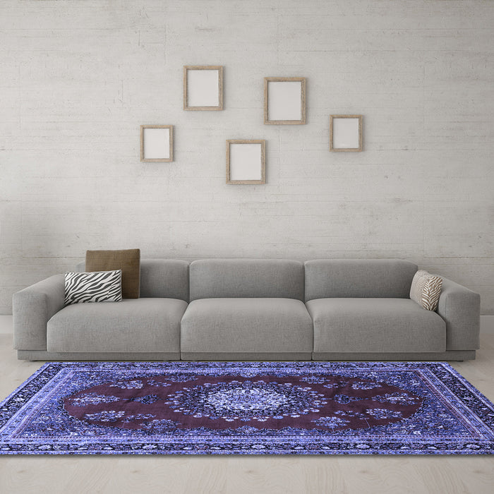 Machine Washable Persian Blue Traditional Rug in a Living Room, wshtr1395blu