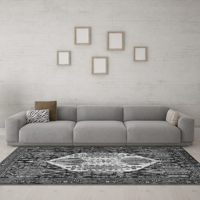 Machine Washable Persian Gray Traditional Rug in a Living Room,, wshtr1398gry