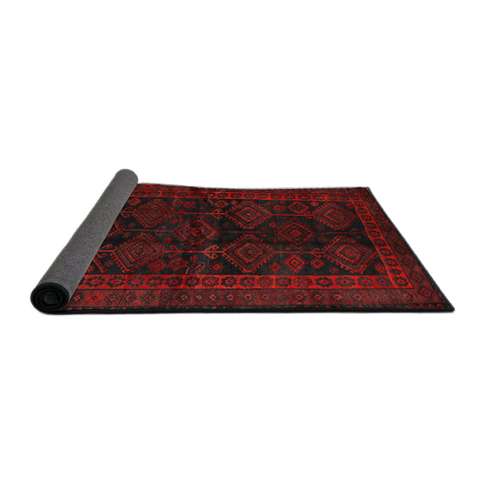 Sideview of Traditional Red Persian Rug, tr1400