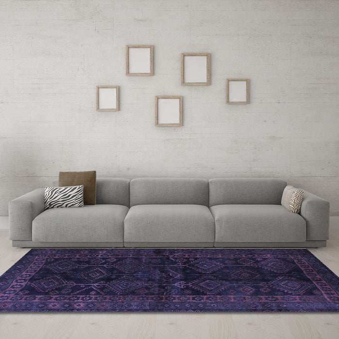 Machine Washable Persian Blue Traditional Rug in a Living Room, wshtr1400blu