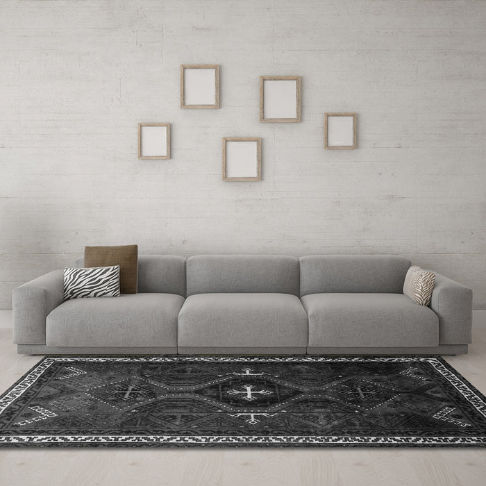 Machine Washable Persian Gray Traditional Rug in a Living Room,, wshtr1402gry