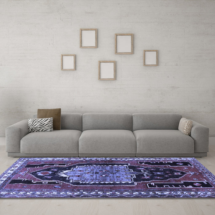 Machine Washable Persian Blue Traditional Rug in a Living Room, wshtr1405blu