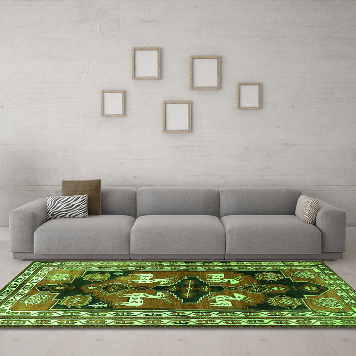 Machine Washable Persian Green Traditional Area Rugs in a Living Room,, wshtr1406grn
