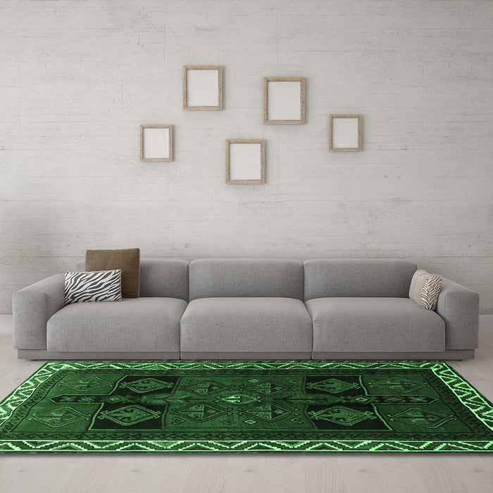 Machine Washable Persian Emerald Green Traditional Area Rugs in a Living Room,, wshtr1407emgrn