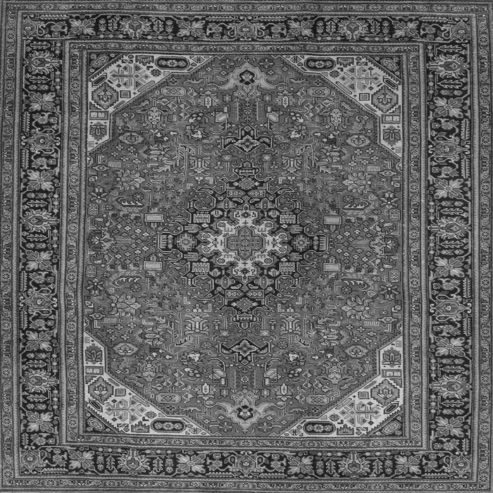 Serging Thickness of Medallion Gray Traditional Rug, tr140gry