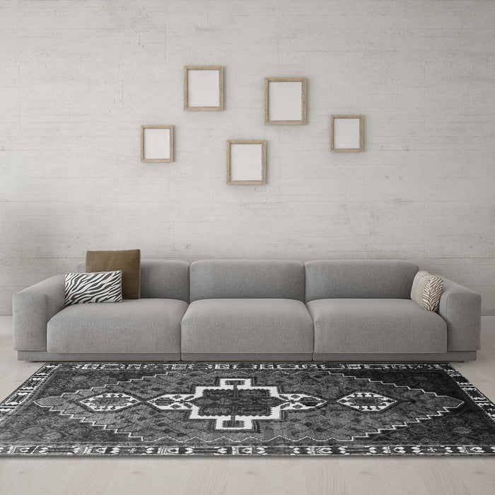 Machine Washable Persian Gray Traditional Rug in a Living Room,, wshtr1412gry