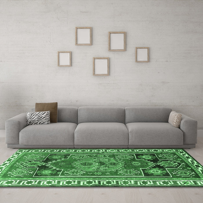 Machine Washable Persian Emerald Green Traditional Area Rugs in a Living Room,, wshtr1413emgrn