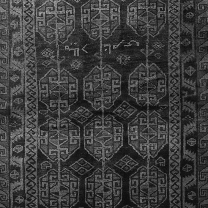 Serging Thickness of Machine Washable Persian Gray Traditional Rug, wshtr1414gry
