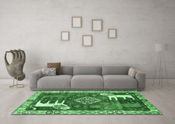 Machine Washable Animal Emerald Green Traditional Area Rugs in a Living Room,, wshtr1417emgrn