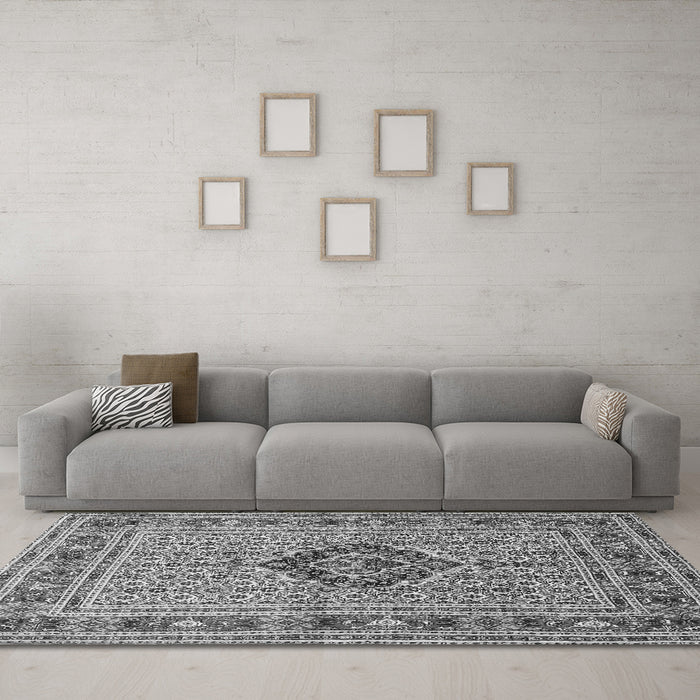 Machine Washable Medallion Gray Traditional Rug in a Living Room,, wshtr1418gry