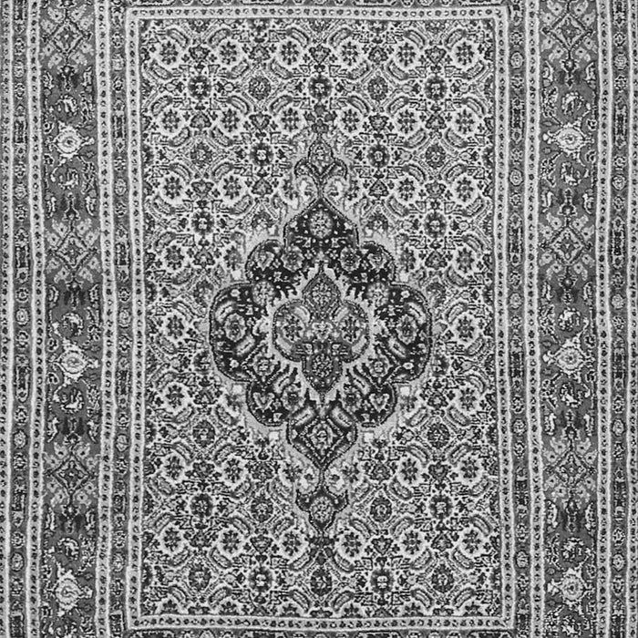 Serging Thickness of Machine Washable Medallion Gray Traditional Rug, wshtr1418gry