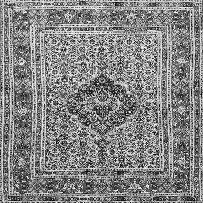 Serging Thickness of Medallion Gray Traditional Rug, tr1418gry
