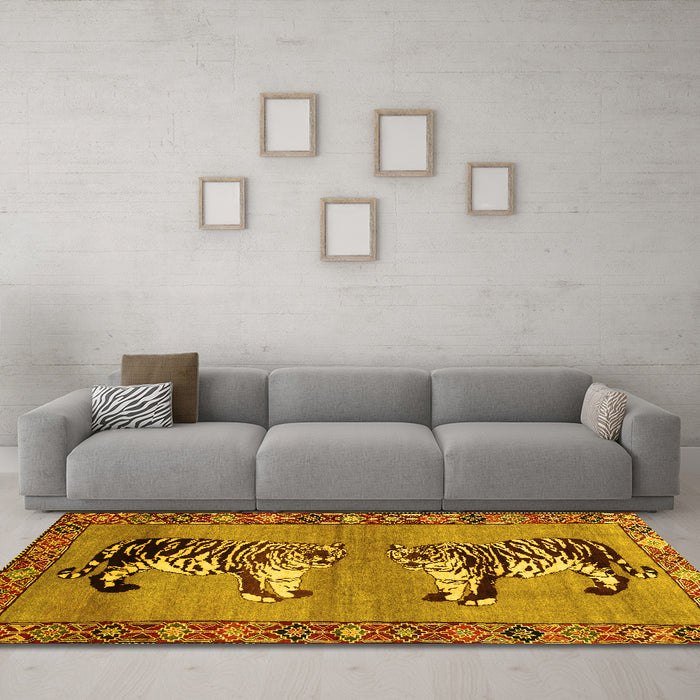 Machine Washable Persian Yellow Traditional Rug in a Living Room, wshtr1421yw