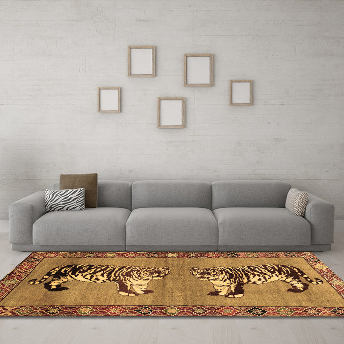 Machine Washable Persian Brown Traditional Rug in a Living Room,, wshtr1421brn