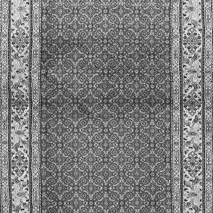 Serging Thickness of Machine Washable Persian Gray Traditional Rug, wshtr1422gry