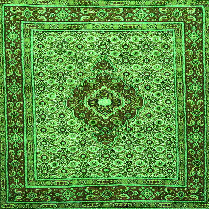 Serging Thickness of Medallion Green Traditional Rug, tr1427grn
