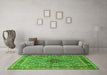 Machine Washable Persian Green Traditional Area Rugs in a Living Room,, wshtr1428grn