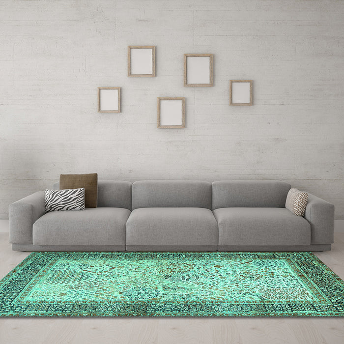 Machine Washable Persian Turquoise Traditional Area Rugs in a Living Room,, wshtr1430turq
