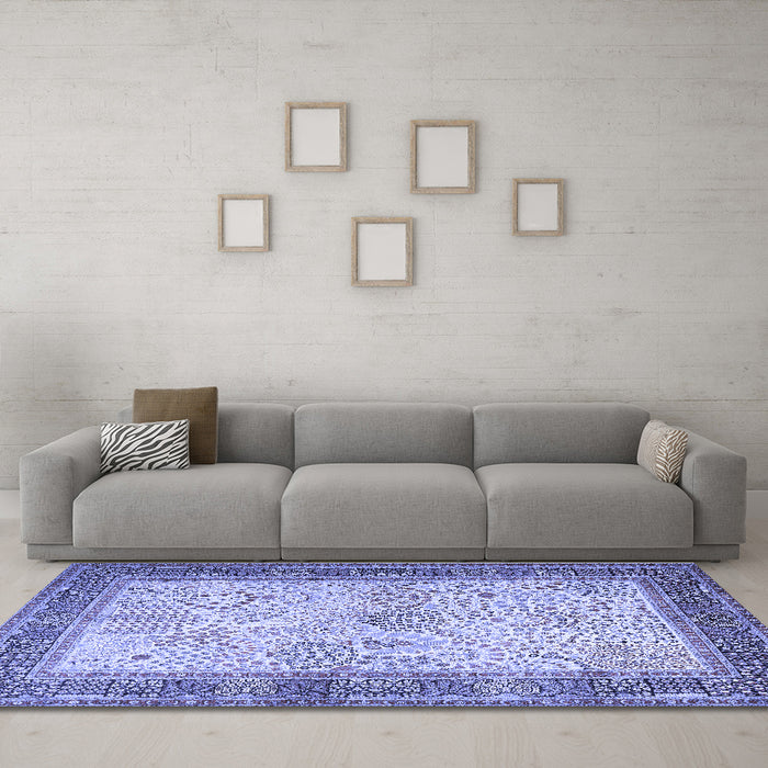 Machine Washable Persian Blue Traditional Rug in a Living Room, wshtr1430blu