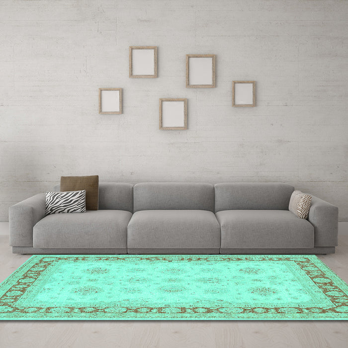Machine Washable Persian Turquoise Traditional Area Rugs in a Living Room,, wshtr1433turq