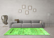 Machine Washable Persian Green Traditional Area Rugs in a Living Room,, wshtr1434grn