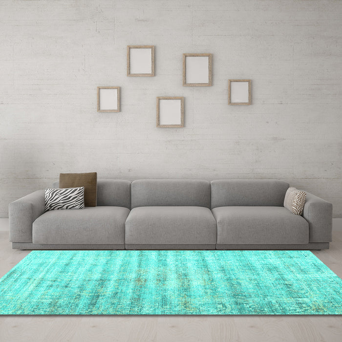 Machine Washable Persian Turquoise Traditional Area Rugs in a Living Room,, wshtr1436turq