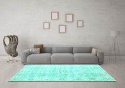 Machine Washable Persian Turquoise Traditional Area Rugs in a Living Room,, wshtr1437turq
