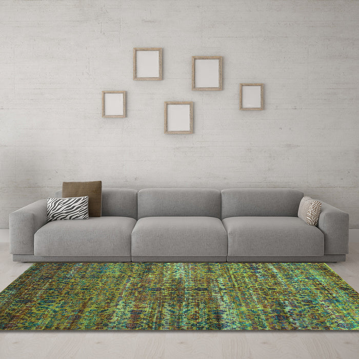 Machine Washable Persian Turquoise Traditional Area Rugs in a Living Room,, wshtr1438turq