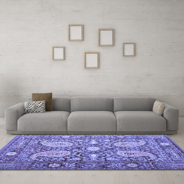 Machine Washable Persian Blue Traditional Rug in a Living Room, wshtr143blu