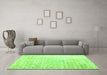 Machine Washable Persian Green Traditional Area Rugs in a Living Room,, wshtr1440grn