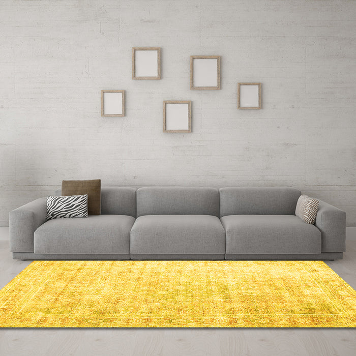 Machine Washable Persian Yellow Traditional Rug in a Living Room, wshtr1440yw