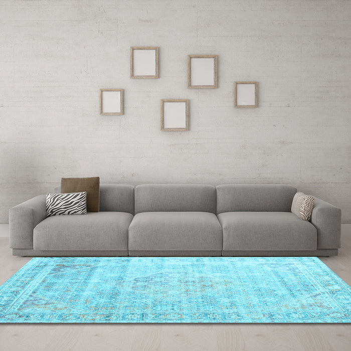 Machine Washable Persian Light Blue Traditional Rug in a Living Room, wshtr1441lblu