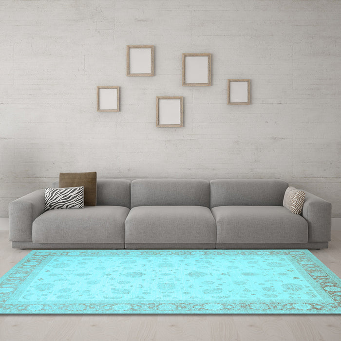 Machine Washable Persian Light Blue Traditional Rug in a Living Room, wshtr1443lblu
