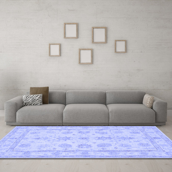 Machine Washable Oriental Blue Traditional Rug in a Living Room, wshtr1445blu