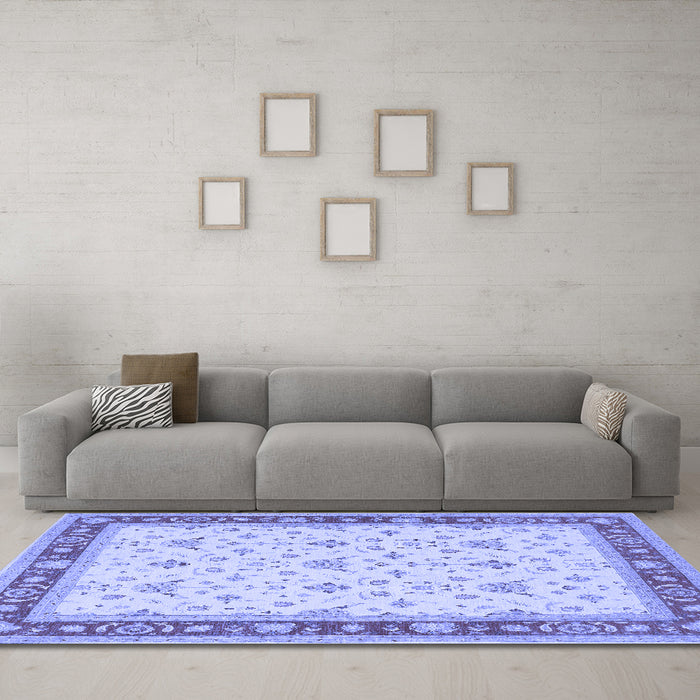 Machine Washable Persian Blue Traditional Rug in a Living Room, wshtr1446blu