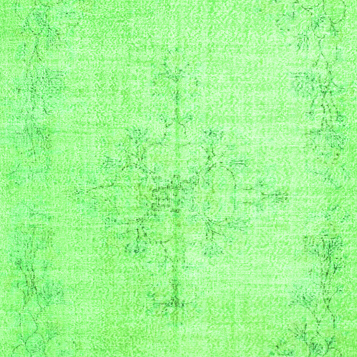 Serging Thickness of Machine Washable Persian Green Traditional Area Rugs, wshtr1447grn