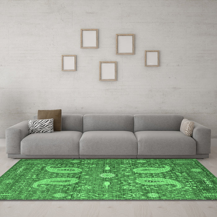 Machine Washable Persian Emerald Green Traditional Area Rugs in a Living Room,, wshtr144emgrn