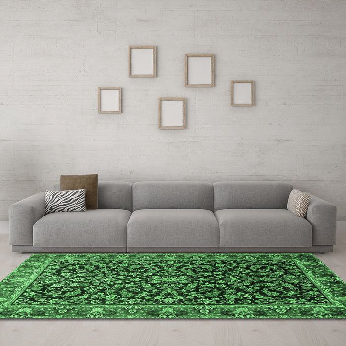 Machine Washable Persian Emerald Green Traditional Area Rugs in a Living Room,, wshtr1454emgrn